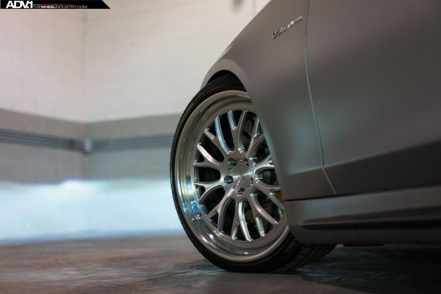 Детали экстерьера Mercedes-AMG S63 on ADV.1 Wheels (ADV10.0) 2015 года  (фото 3 из 27)